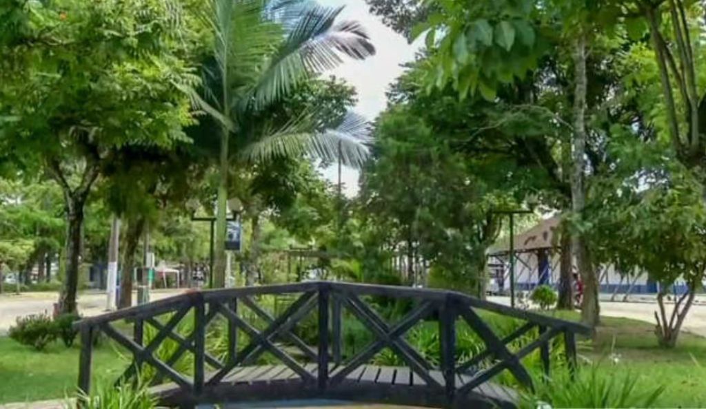 Praça de Ipiabas - Pontos Turísticos em Ipiabas