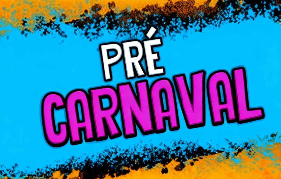 Público reunido nas ruas de Ipiabas celebrando o pré carnaval com fantasias coloridas e decoração festiva típica da região.