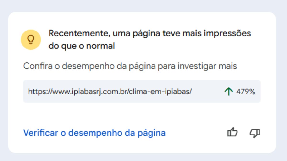 Captura de tela de um relatório do Google Search Console indicando que uma página teve mais impressões do que o normal. O endereço da página é focado no clima em Ipiabas e exibe um ícone de seta verde apontando para cima acompanhado pelo número 479%.